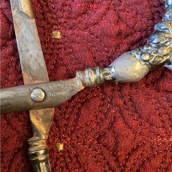 Antique Sterling silver antique sewing scissors, leaf pattern - Picture 7 of 9